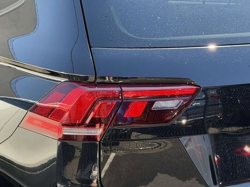 Certified 2022 Volkswagen Tiguan S AWD/4WD image 11