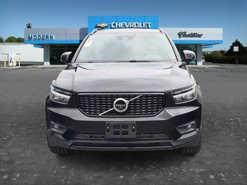 Used 2019 Volvo XC40 T5 R-Design AWD/4WD image 8