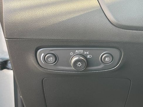 Used 2023 Buick Encore GX Select w/ Safety Package II AWD/4WD image 20
