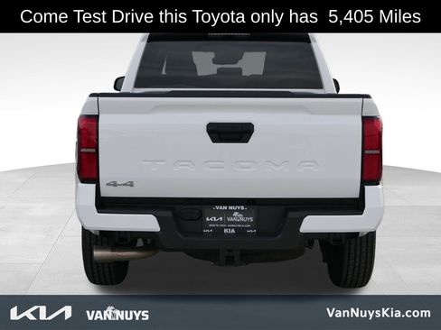 Used 2025 Toyota Tacoma SR5 image 4