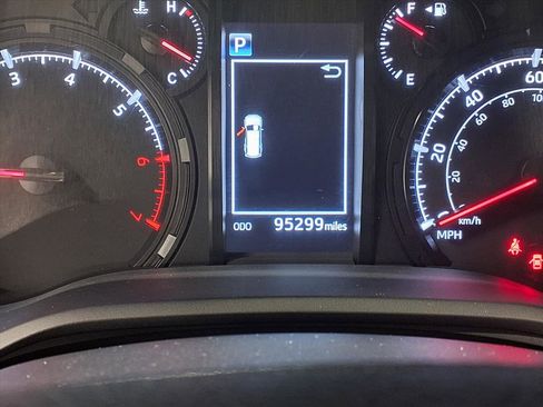 Used 2020 Toyota 4Runner SR5 Premium image 23