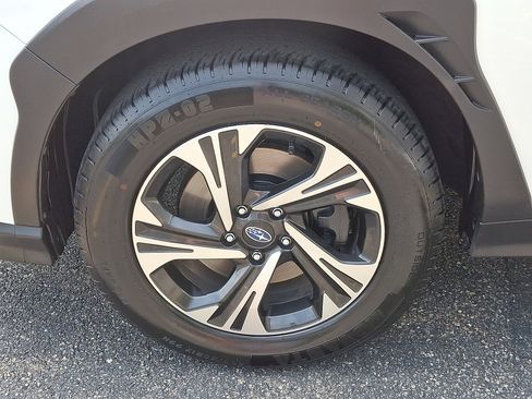 Used 2024 Subaru Crosstrek 2.0i Premium image 28