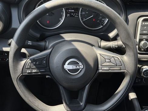 Used 2024 Nissan Kicks S FWD image 11