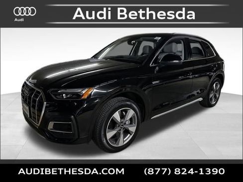 Used 2023 Audi Q5 2.0T Premium Plus w/ Premium Plus Package AWD/4WD image 3