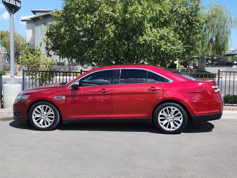 Used 2019 Ford Taurus Limited FWD image 5