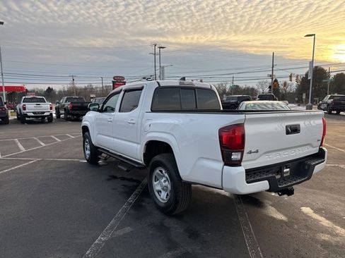 Used 2023 Toyota Tacoma SR image 5
