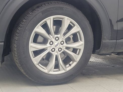 Used 2023 Ford Explorer XLT w/ Equipment Group 202A image 31