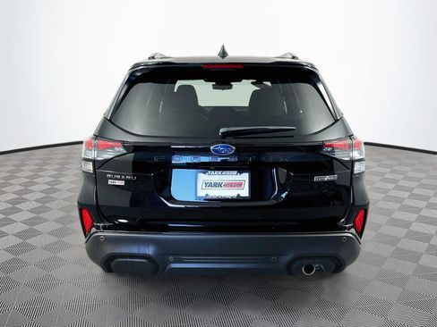 Used 2025 Subaru Forester Touring AWD/4WD image 9