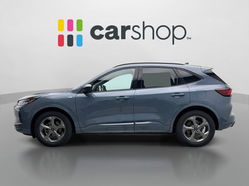 Used 2024 Ford Escape ST-Line w/ Tech Pack #1 FWD image 2