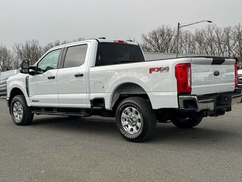 Used 2024 Ford F250 XLT w/ FX4 Off-Road Package image 5