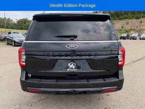 Used 2024 Ford Expedition Max Limited AWD/4WD image 5