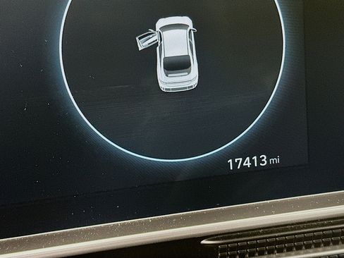 Used 2023 Hyundai Ioniq 6 SEL image 19