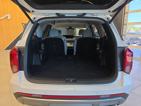 Used 2024 Hyundai Palisade SEL FWD image 41