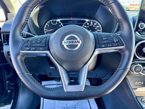 Used 2021 Nissan Sentra SV FWD image 10