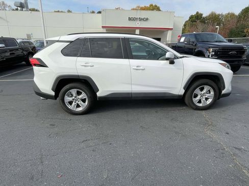 Used 2020 Toyota RAV4 XLE image 12