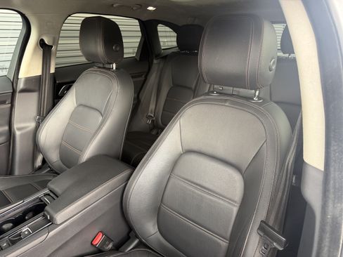 Used 2019 Jaguar F-PACE Prestige AWD/4WD image 5