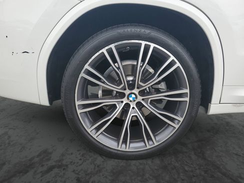 Used 2022 BMW X3 xDrive30i w/ M Sport Package AWD/4WD image 5