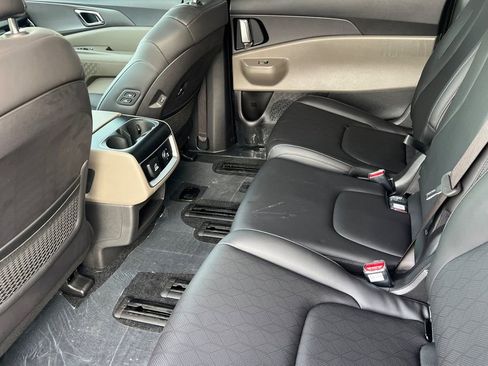 New 2026 Kia Carnival SX FWD image 12
