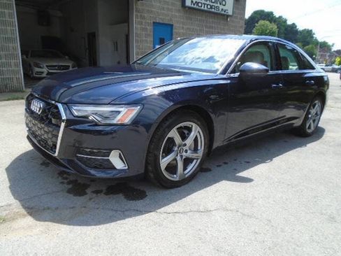 Used 2024 Audi A6 Premium Plus w/ Premium Plus Package AWD/4WD image 2