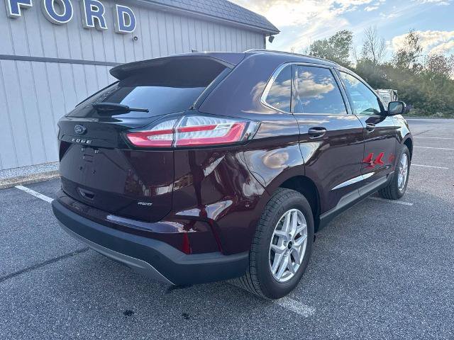 Certified 2024 Ford Edge SEL w/ Convenience Package AWD/4WD image 3