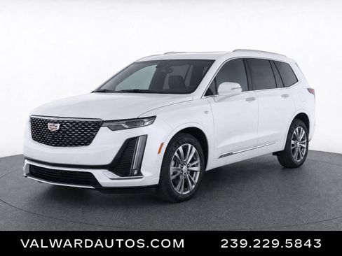 Used 2023 Cadillac XT6 Premium Luxury w/ Technology Package FWD image 1