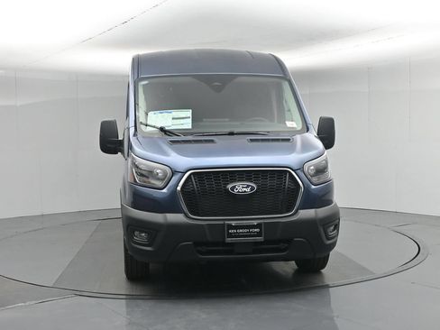 New 2026 Ford Transit 250 148 Medium Roof w/ Exterior Upgrade Package RWD image 47