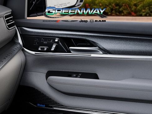 New 2026 Jeep Grand Wagoneer Summit AWD/4WD image 25