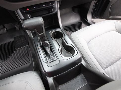 Used 2019 Chevrolet Colorado W/T w/ WT Convenience Package image 22