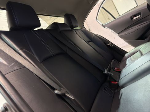 Used 2022 Toyota Corolla XLE image 26