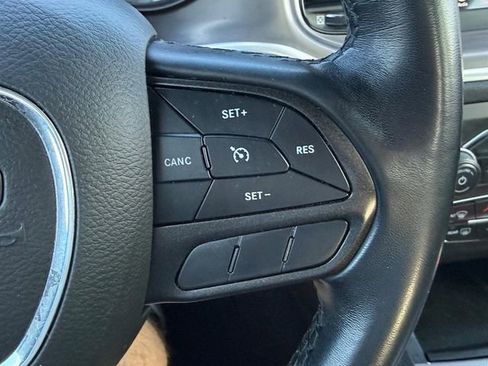 Used 2022 Dodge Charger SXT w/ Blacktop Package image 21