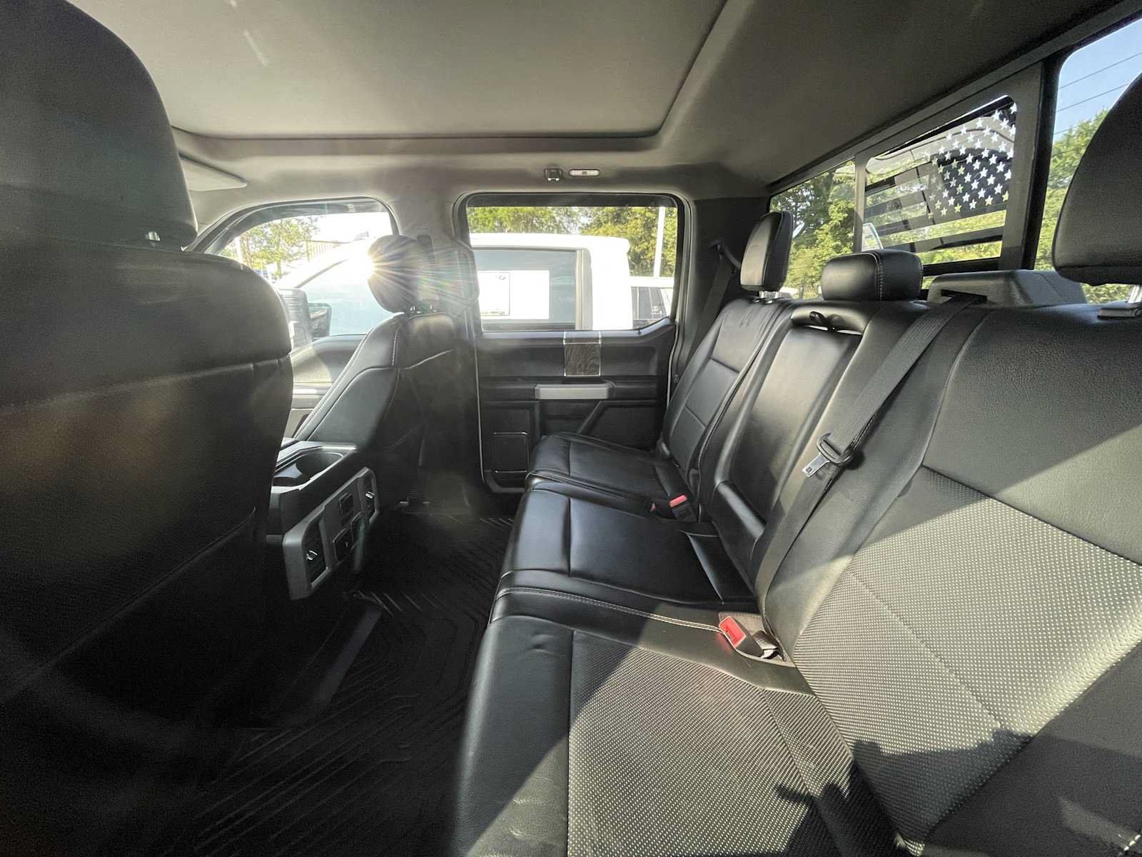 Used 2019 Ford F250 Lariat w/ Lariat Ultimate Package AWD/4WD image 10