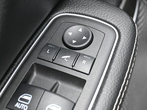 Used 2022 RAM 1500 Laramie w/ Sport Appearance Package image 12