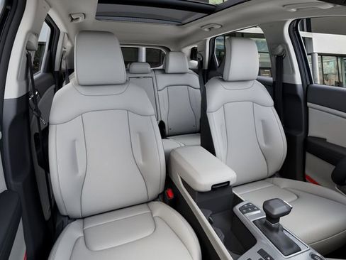 New 2026 Kia Sportage EX FWD image 16