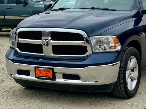 Used 2023 RAM 1500 Classic SLT AWD/4WD image 8