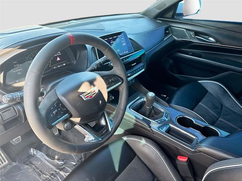 Used 2023 Cadillac CT4 V Blackwing image 9