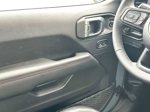 New 2026 Jeep Gladiator Rubicon image 24