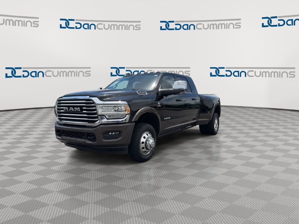 Used 2024 RAM 3500 Limited w/ Towing Technology Group AWD/4WD image 4