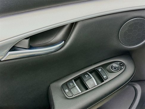 Used 2021 INFINITI QX50 Luxe w/ Appearance Package image 21