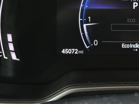 Used 2024 Toyota Corolla XSE FWD image 26