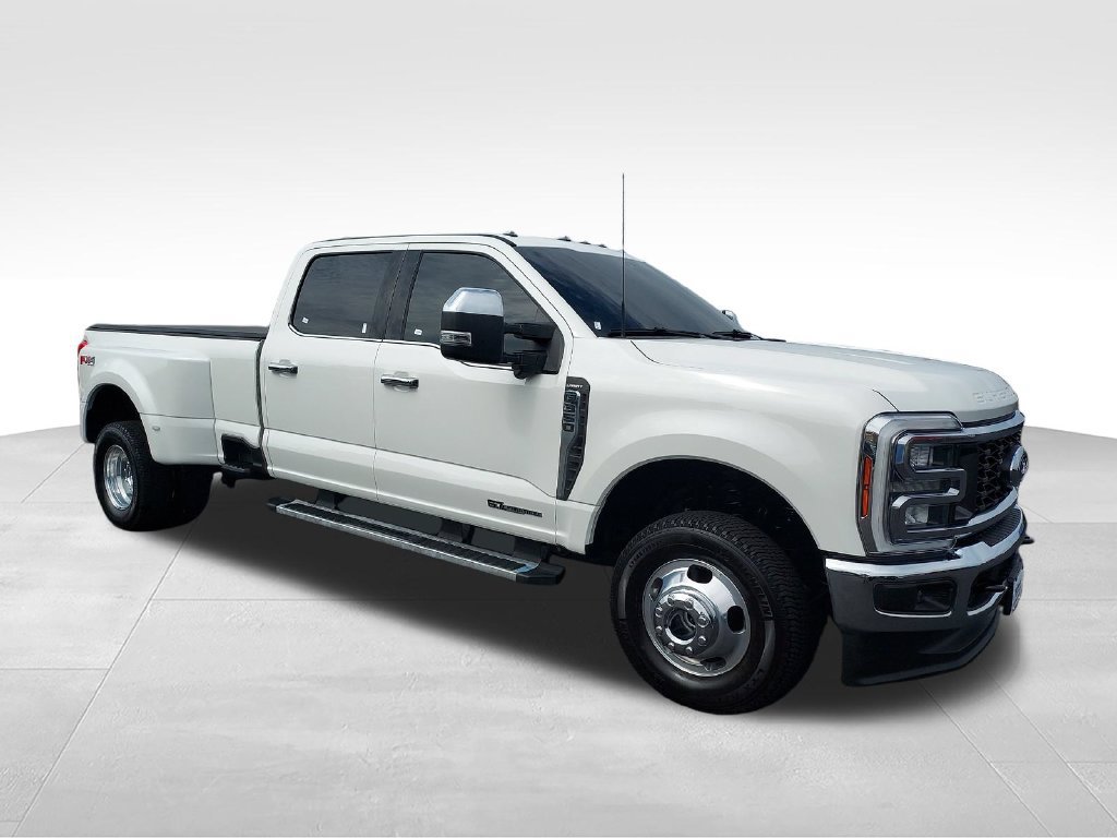Used 2025 Ford F350 Lariat w/ Chrome Package AWD/4WD image 7