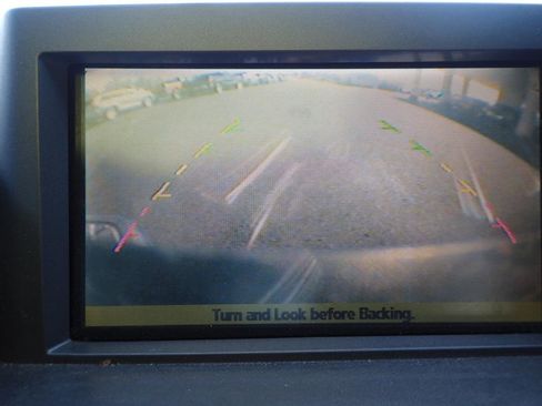 Used 2005 Nissan Armada LE w/ (U01) Technology Pkg (LE) AWD/4WD image 21