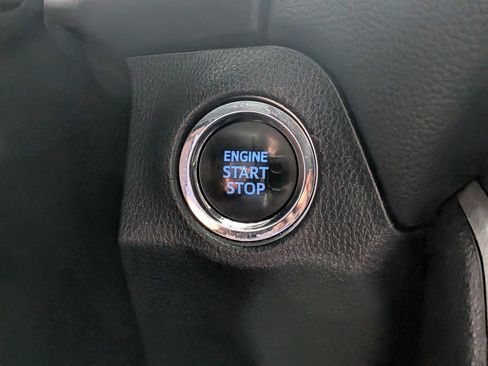 Certified 2022 Toyota RAV4 TRD Off-Road image 25