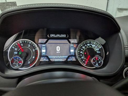 Used 2024 RAM 3500 Laramie AWD/4WD image 17