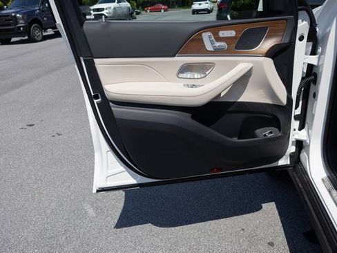 Certified 2025 Mercedes-Benz GLE 450 4MATIC image 14