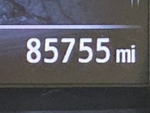 Used 2018 Toyota Tacoma TRD Sport image 39