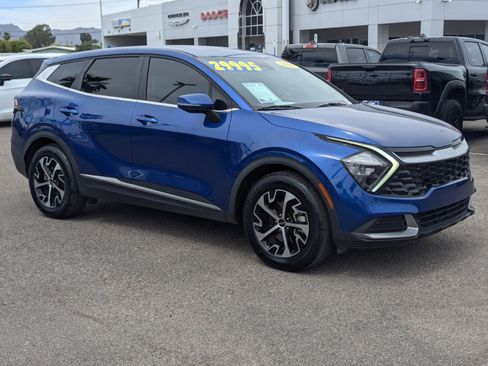 Used 2023 Kia Sportage EX FWD image 1