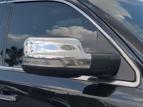 Used 2019 RAM 1500 Limited AWD/4WD image 12
