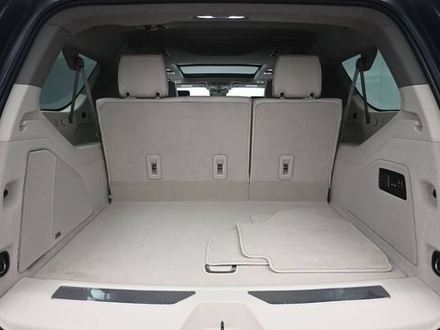 Used 2024 Cadillac Escalade ESV Sport Platinum AWD/4WD image 28