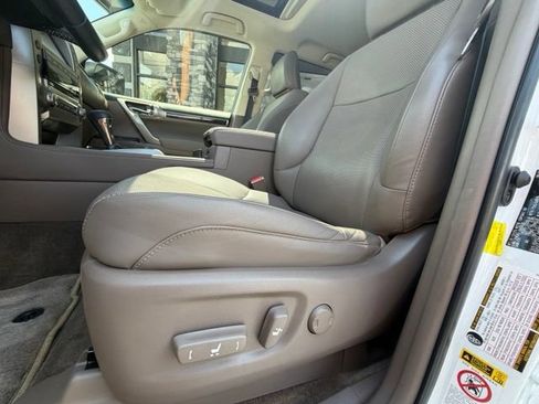 Used 2016 Lexus GX 460 w/ Navigation Package AWD/4WD image 23