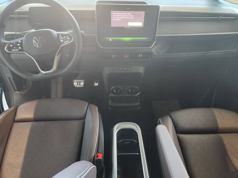 New 2025 Volkswagen ID. Buzz Pro S image 17